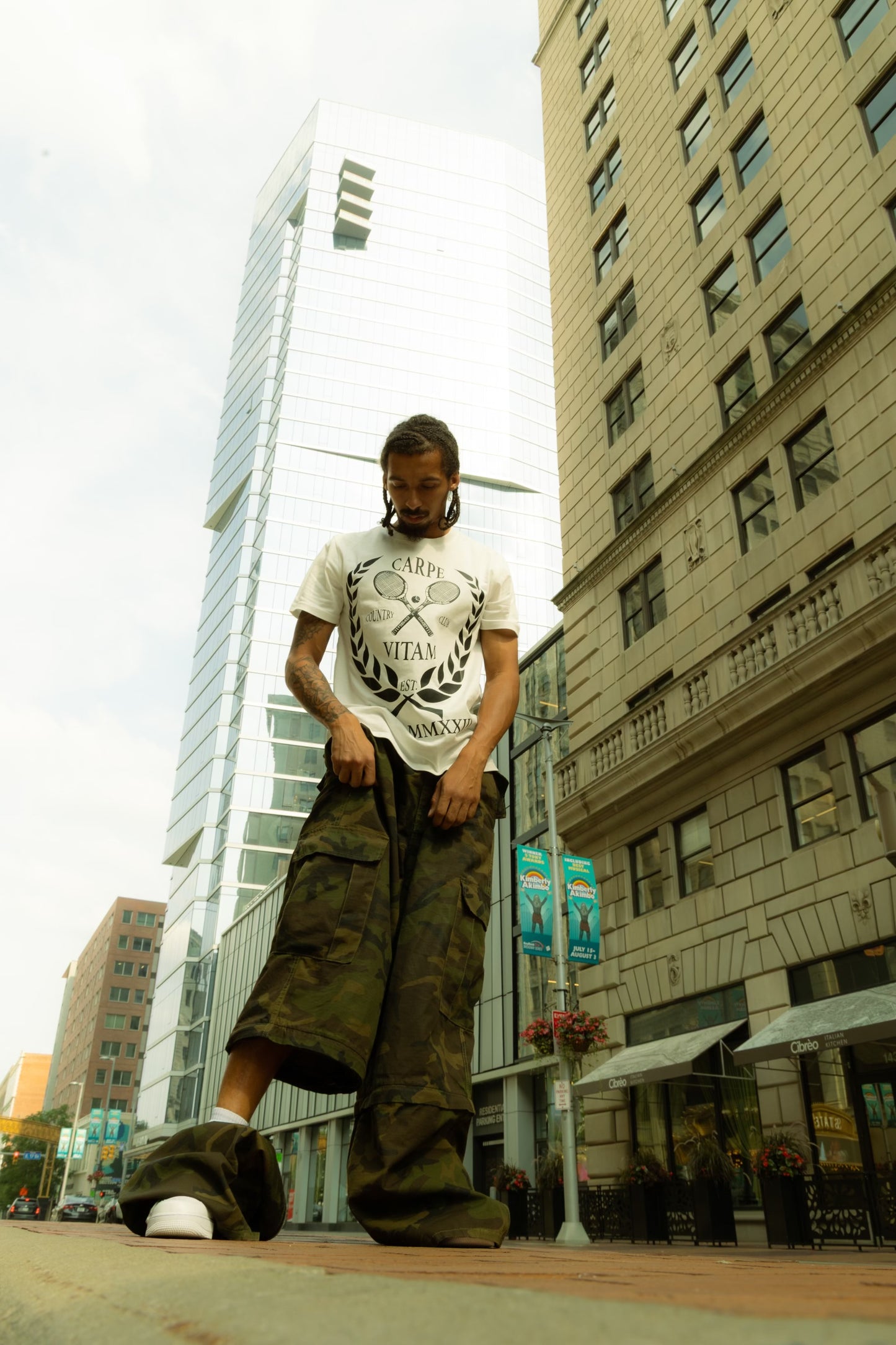Loose Screw Cargos